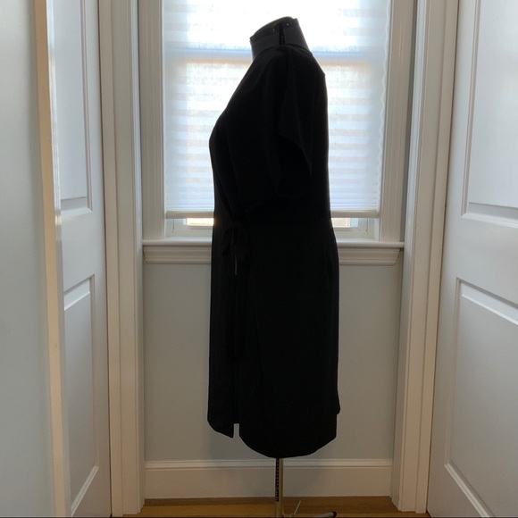 Bobeau Plus Wrap Dress - Picture 7 of 15